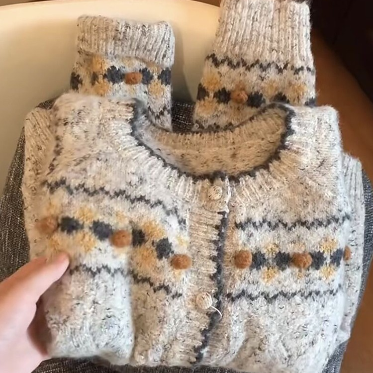 费尔岛重工毛衣外套女秋冬慵懒风软糯洋气针织开衫小个子圣诞上衣