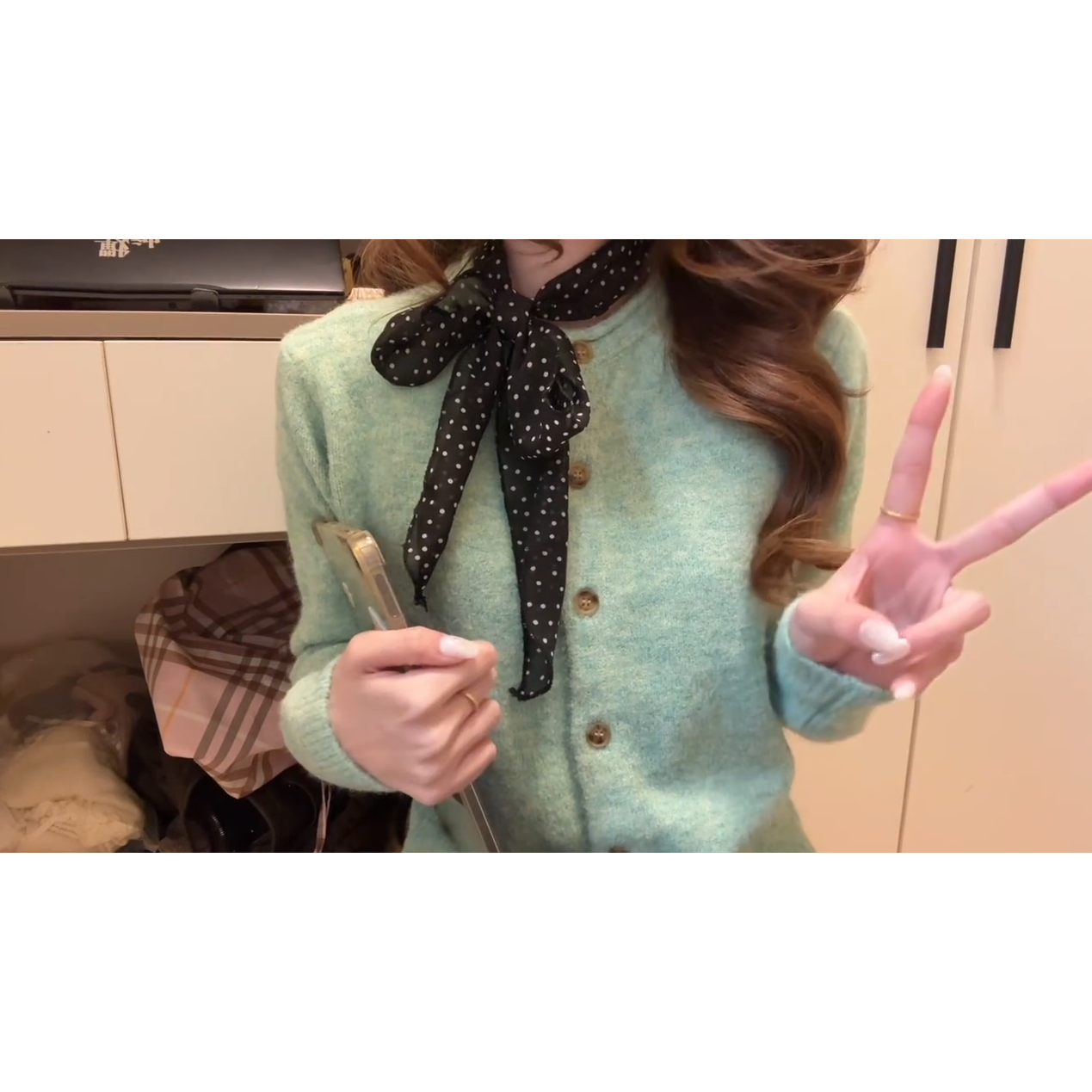 毛衣女春秋新款气质减龄温柔软糯宽松百搭圆领排扣针织长袖开衫