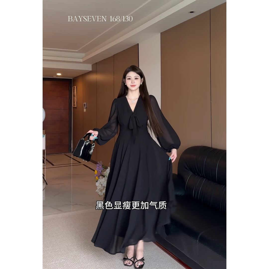 大码女装法式复古气质黑色连衣裙V领蝴蝶结绑带显瘦长裙