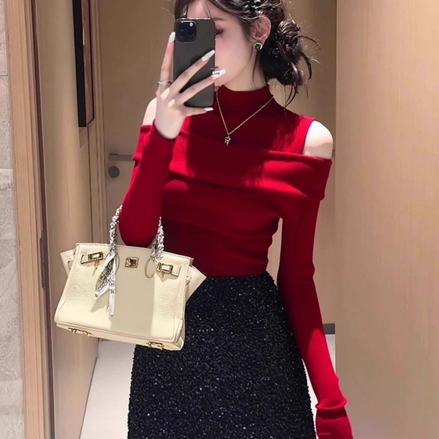 时尚轻熟风气质高领套头毛衣女秋冬季新款修身高级感设计针织上衣