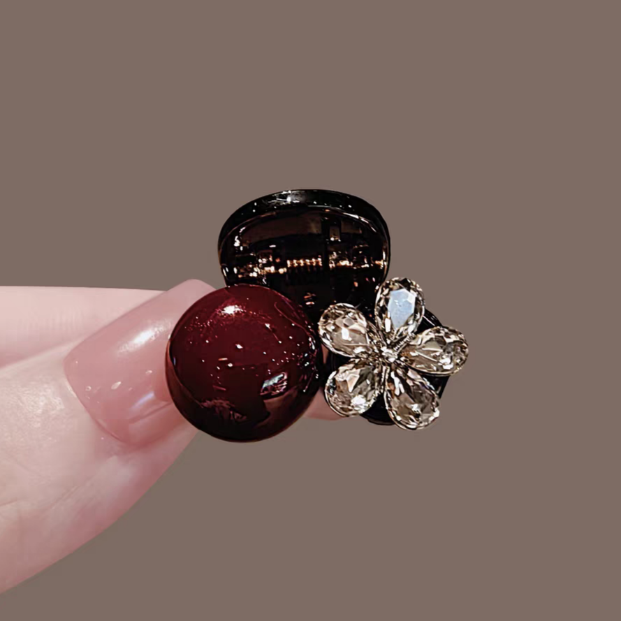 酒红精致小巧花朵抓夹女网红百搭刘海碎发夹2025新款侧边夹发饰