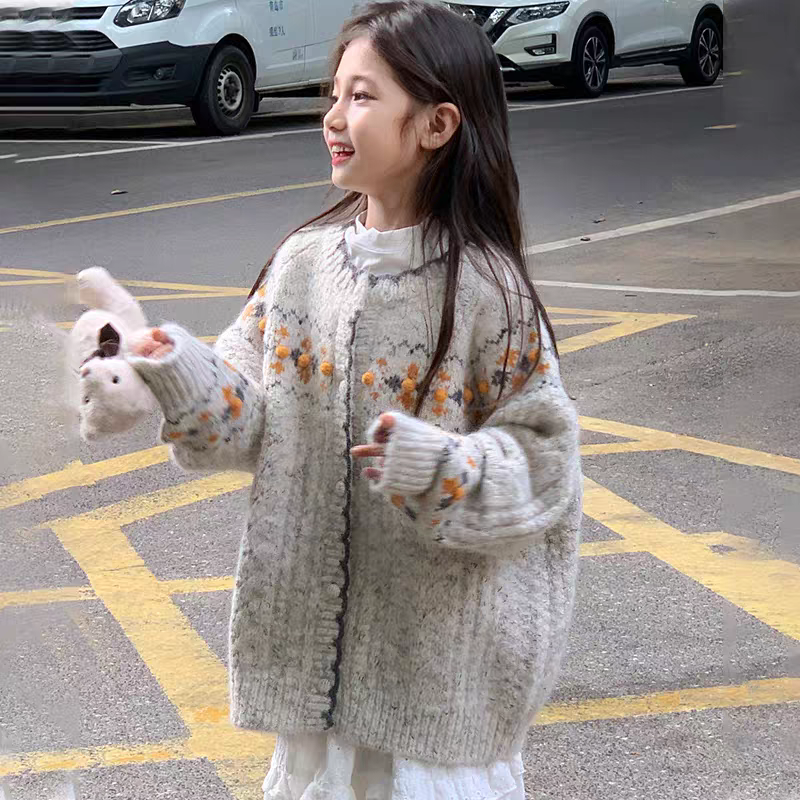 女童复古针织衫外套秋冬装新款加厚羊毛针织软糯毛衣中大童上衣潮