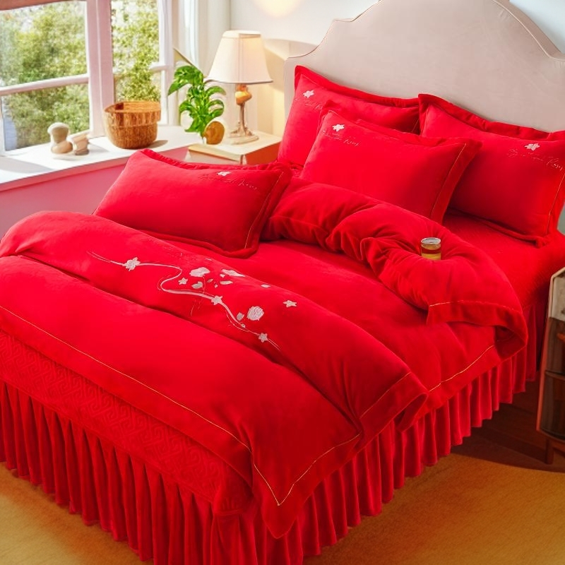 A类公主风刺绣牛奶绒床盖四件套加绒加厚防静电结婚婚庆床单被套