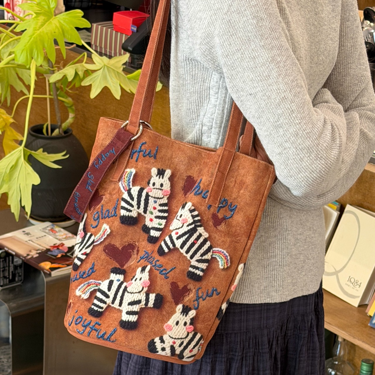 新款2026年马上开心马上发财女包斜挎包大容量休闲百搭通勤单肩包