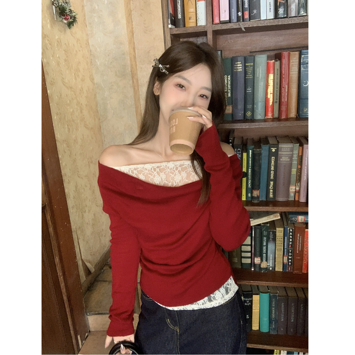 WRXS秋冬季修身斜肩荡领上衣辣妹纯欲风T恤蕾丝拼接长袖针织衫女