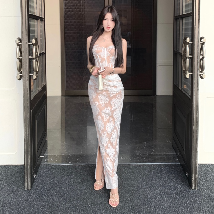 抹胸连衣裙女高级名媛千金重工鱼骨宴会生日小礼服长裙性感包臀裙