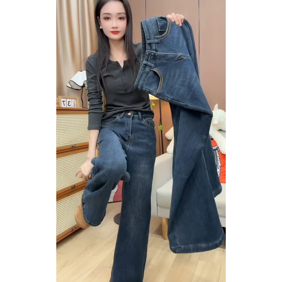 2025冬季时尚复古显瘦高级感加绒加厚牛仔裤垂感高腰百搭阔腿裤潮