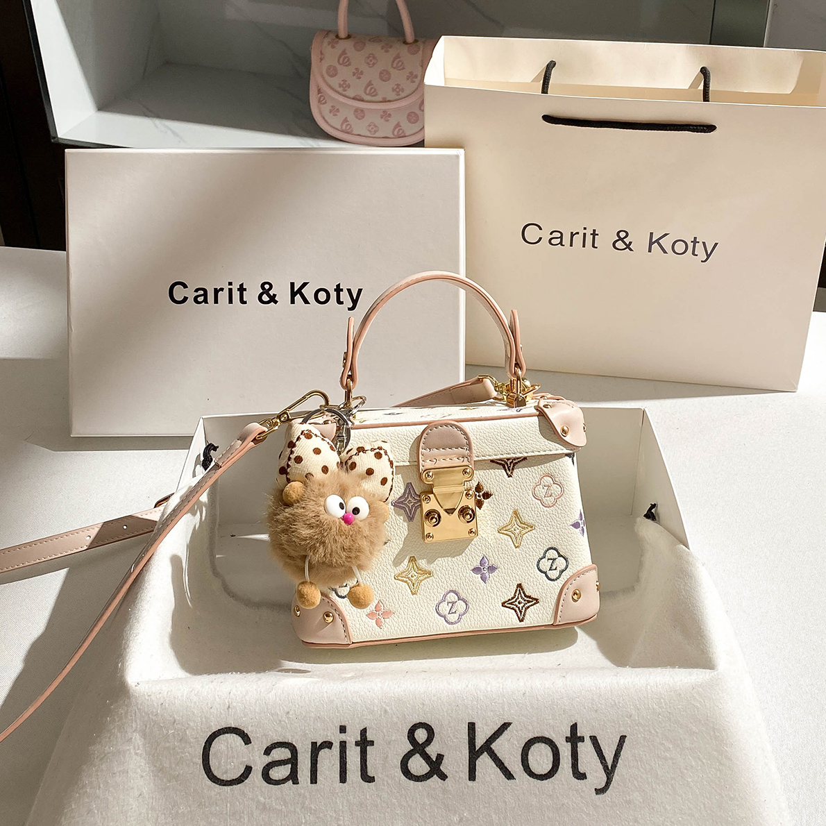 CARIT KOTY小众刺绣盒子包包2025新款手提包高级感撞色小方包斜挎