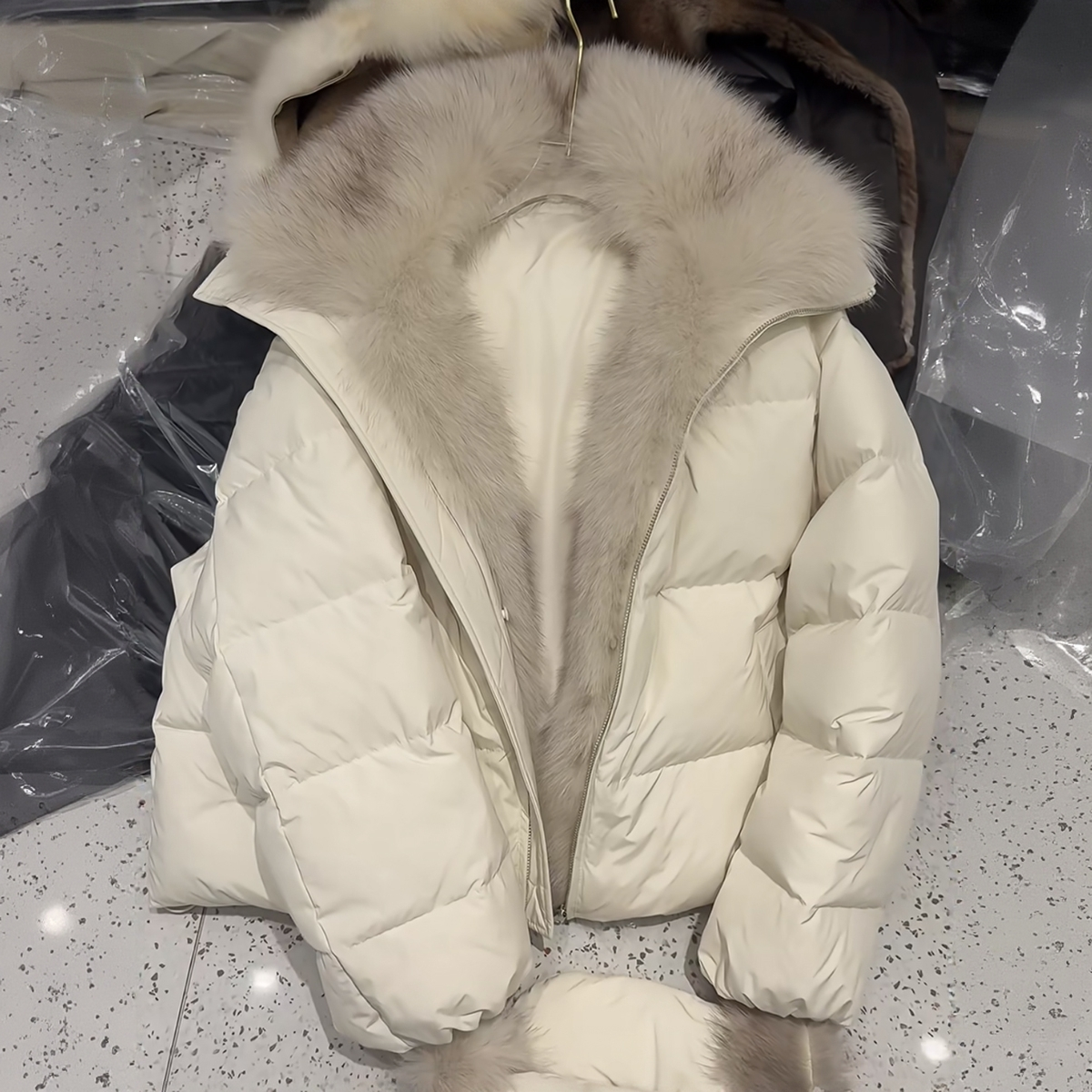 轻绒欧包冬季新款短款加厚棉服女大毛领小个子韩系宽松面包服外套