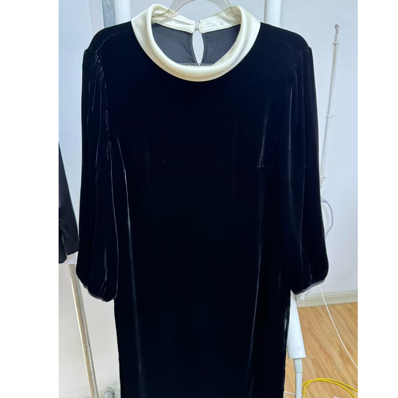 秋冬新款桑蚕丝真丝丝绒气质轻奢女装连衣裙82502399