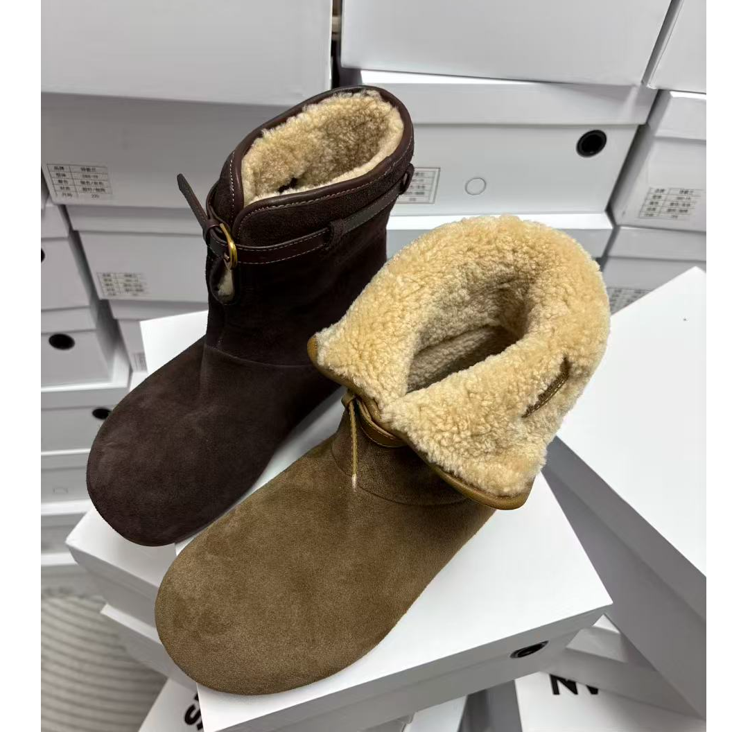 欧货女靴新款时尚百搭复古羊毛加绒平底雪地靴短靴