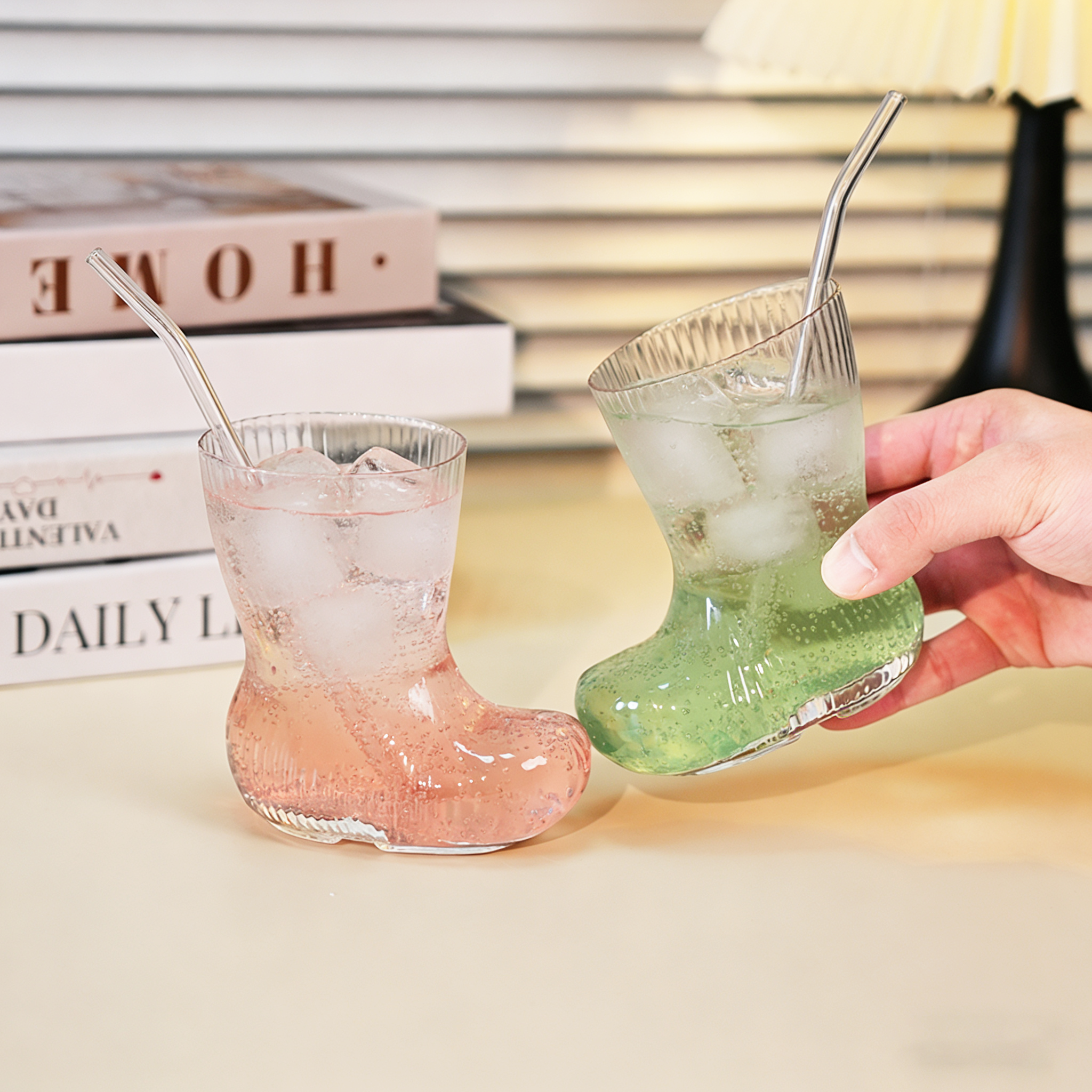 【拍一发二】ins风网创意条纹靴子透明玻璃杯个性果汁杯