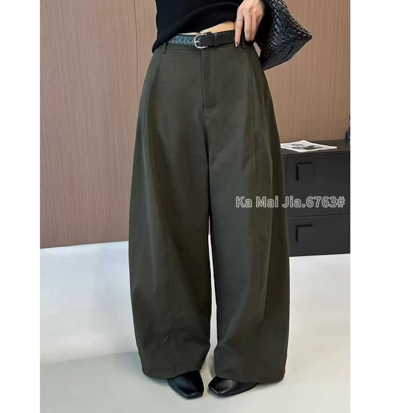 9222时尚百搭弯刀设计感垂感磨毛加厚阔腿裤