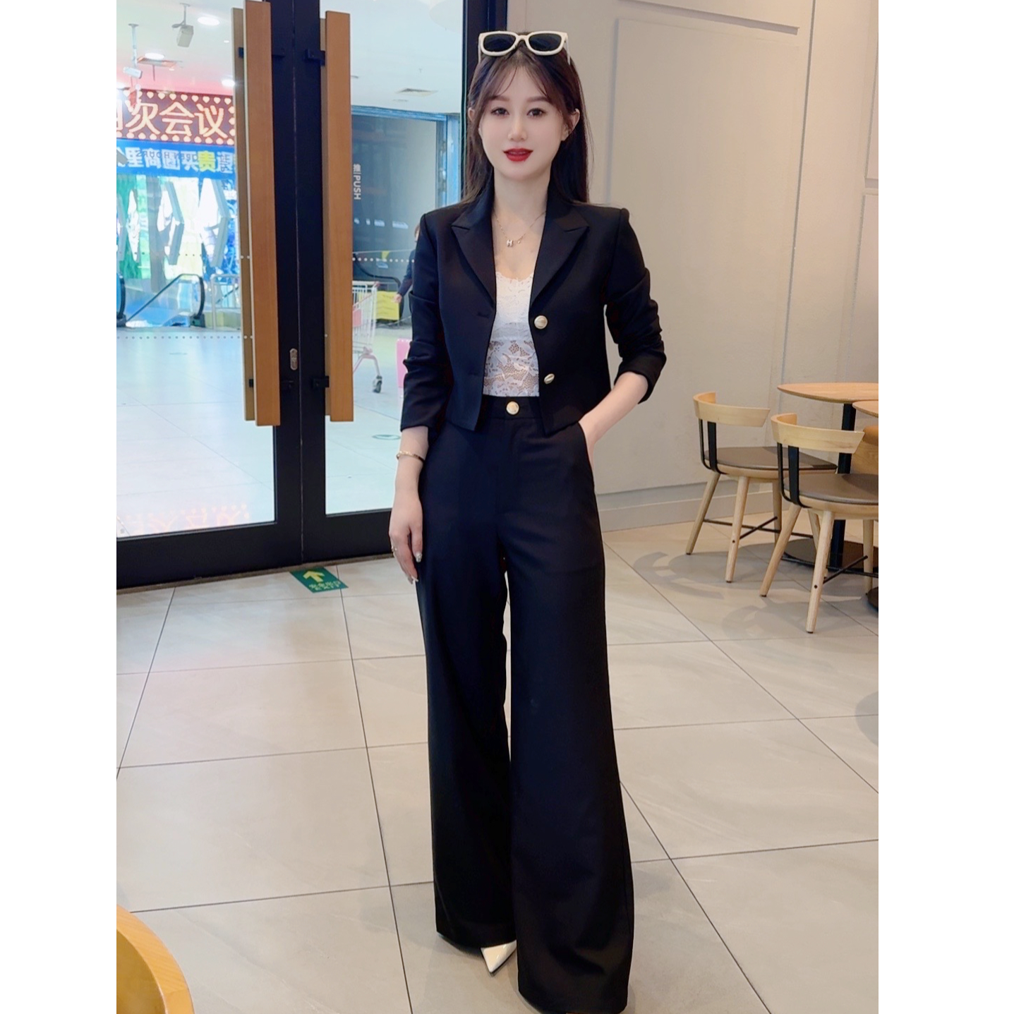 轻奢女2025秋季洋气西装西服套装女装短外套显高直筒长裤两件套装