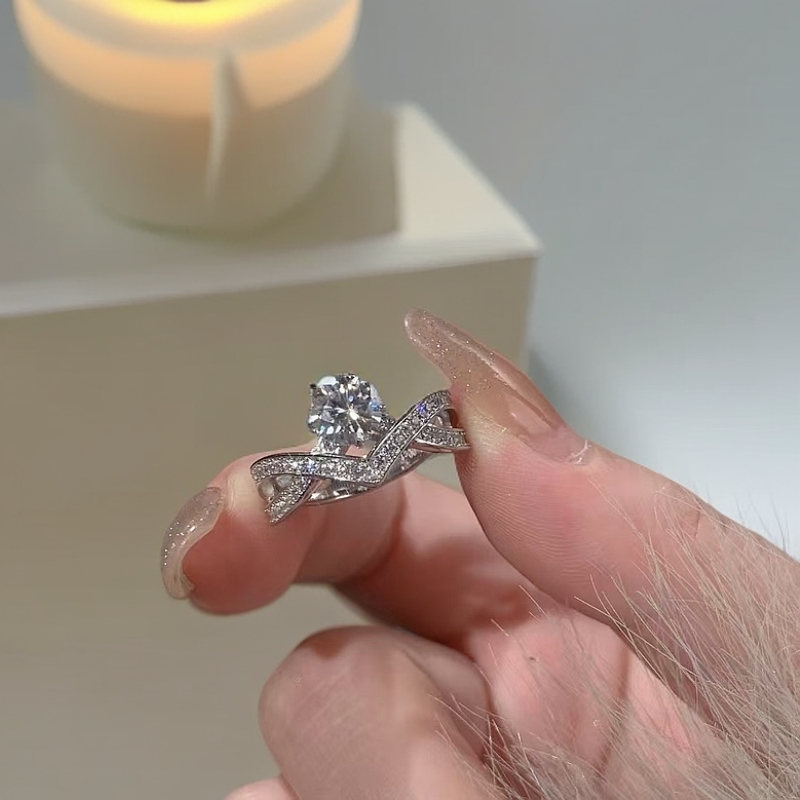 925银莫桑石戒指 轻奢小众爱翼精致莫桑钻戒指镶钻时尚银戒银色女