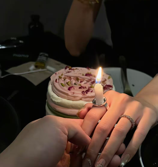 【仙蒂】创意蜡烛戒指小众ins风饰品高级感生日送朋友驾车个人用品