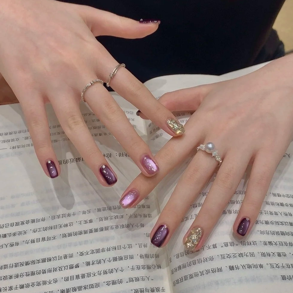 【黑加仑紫】秋季新款紫色显白纯手工美甲穿戴甲片短款法式猫眼美甲