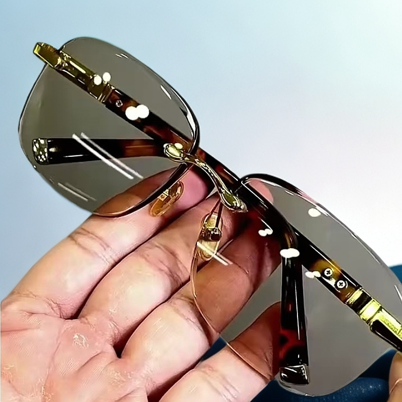 冰糖色真石头水晶老花镜养眼耐刮耐磨时尚护目无框抗疲劳清凉眼镜