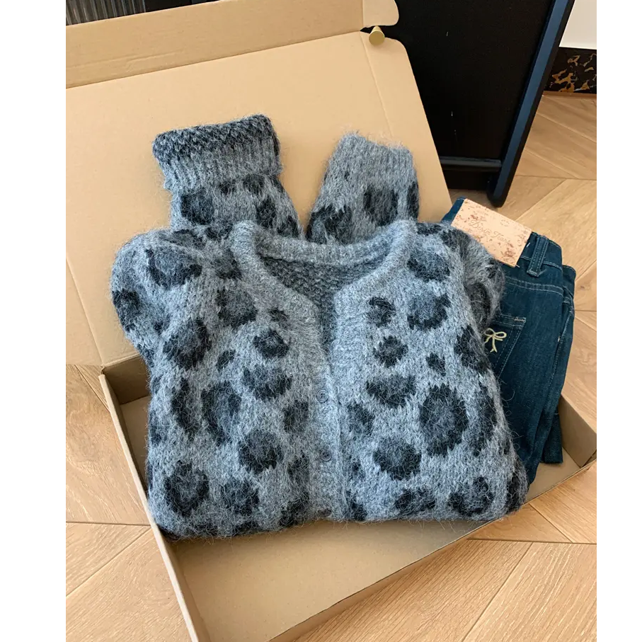 法式豹纹长袖v领针织毛衣开衫外套女2025秋冬新款设计感小众上衣