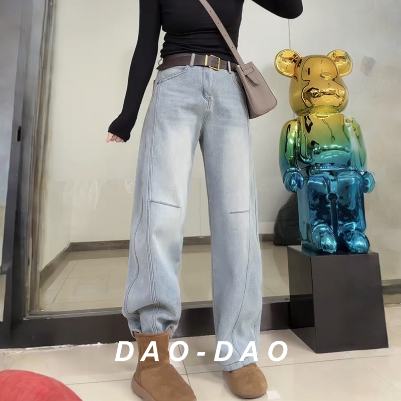 大码加绒弯刀牛仔裤女2026早春新款加绒阔腿裤胖MM遮胯窄版直筒裤
