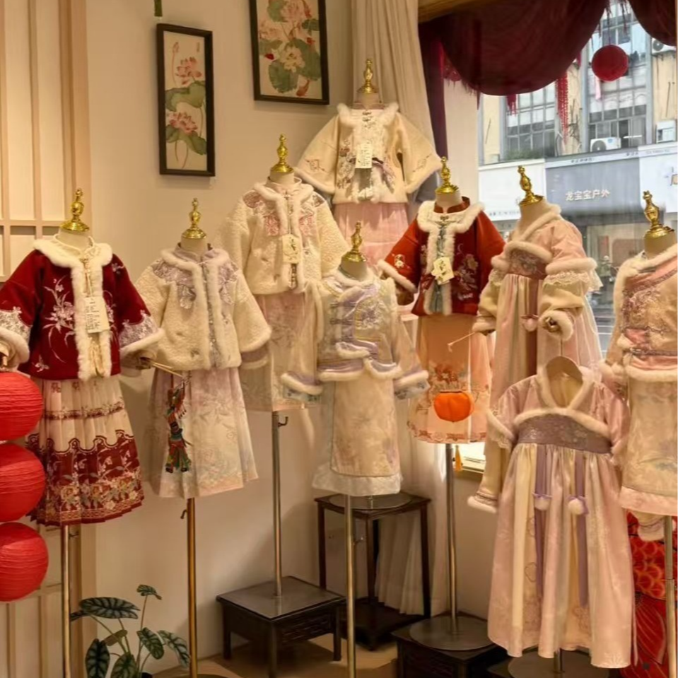 新拜年服【8073】马面裙2件套古风新中式马面裙拜年国风套装女童