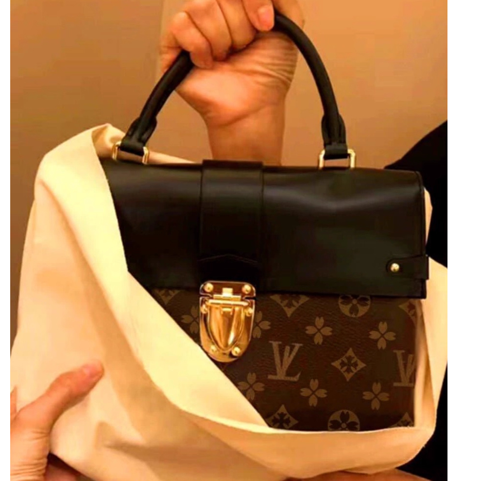 香港正品精选轻奢手提邮差包女时尚百搭老花戴妃包复古拼色斜挎包