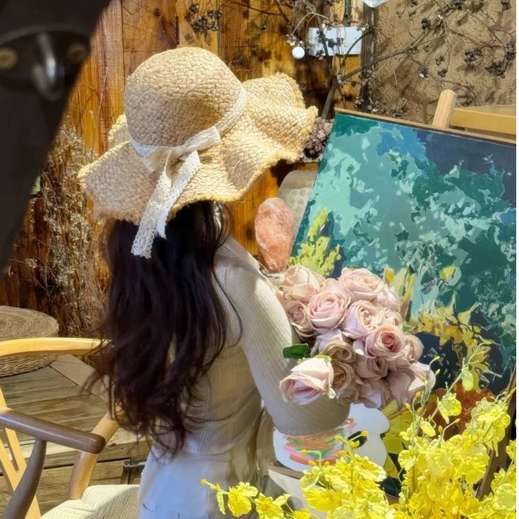 2025新款拉菲草帽女夏季法式蕾丝海边沙滩度假防晒帽子编织遮阳帽