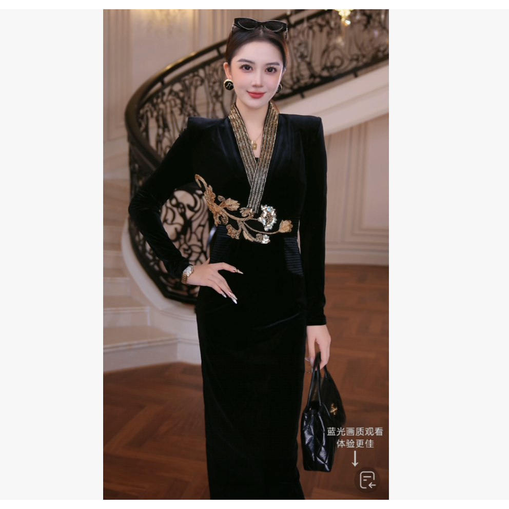 芙娜妮【灿若繁花】2025秋冬新款复古修身显瘦长袖连衣裙F2530421A