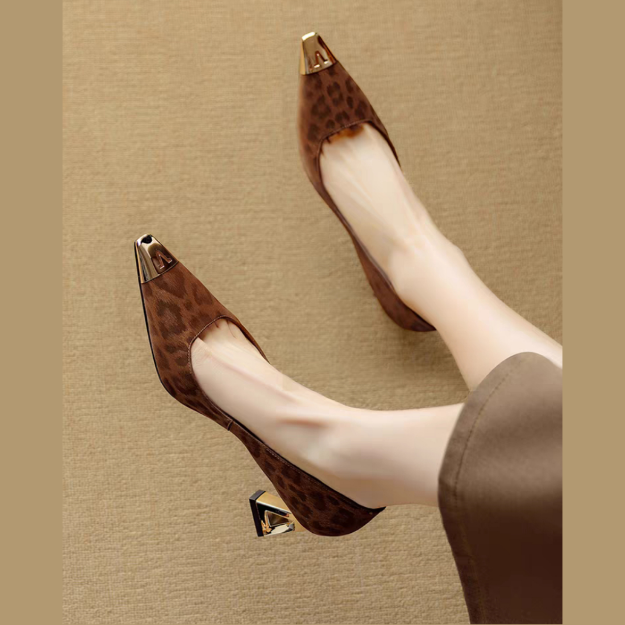 法式金属方头高跟鞋女2025秋季新款浅口气质单鞋小香风豹纹晚晚鞋