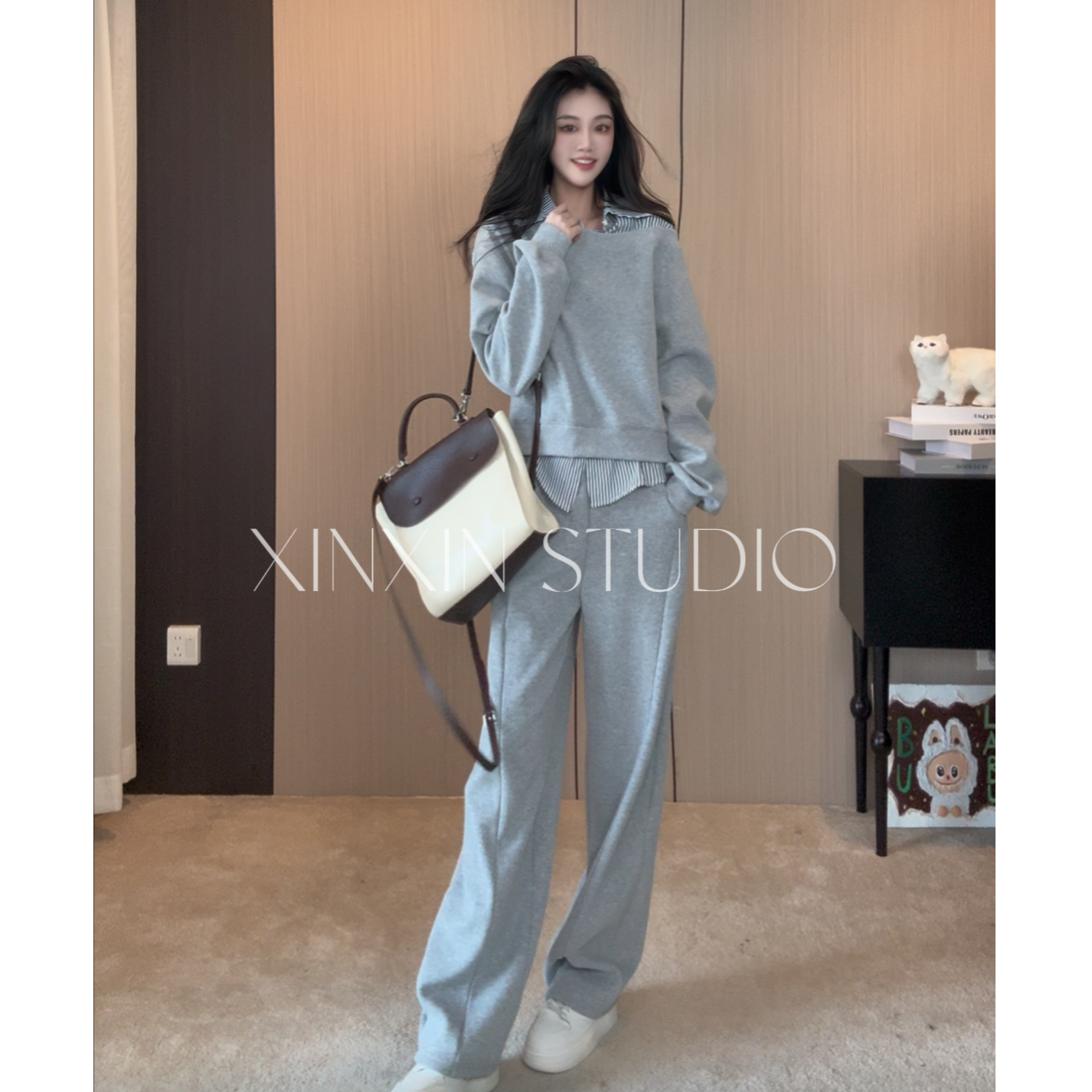 【XINXIN定制】2025冬条纹拼接斜肩假两件银狐绒卫衣+银狐绒弯刀裤