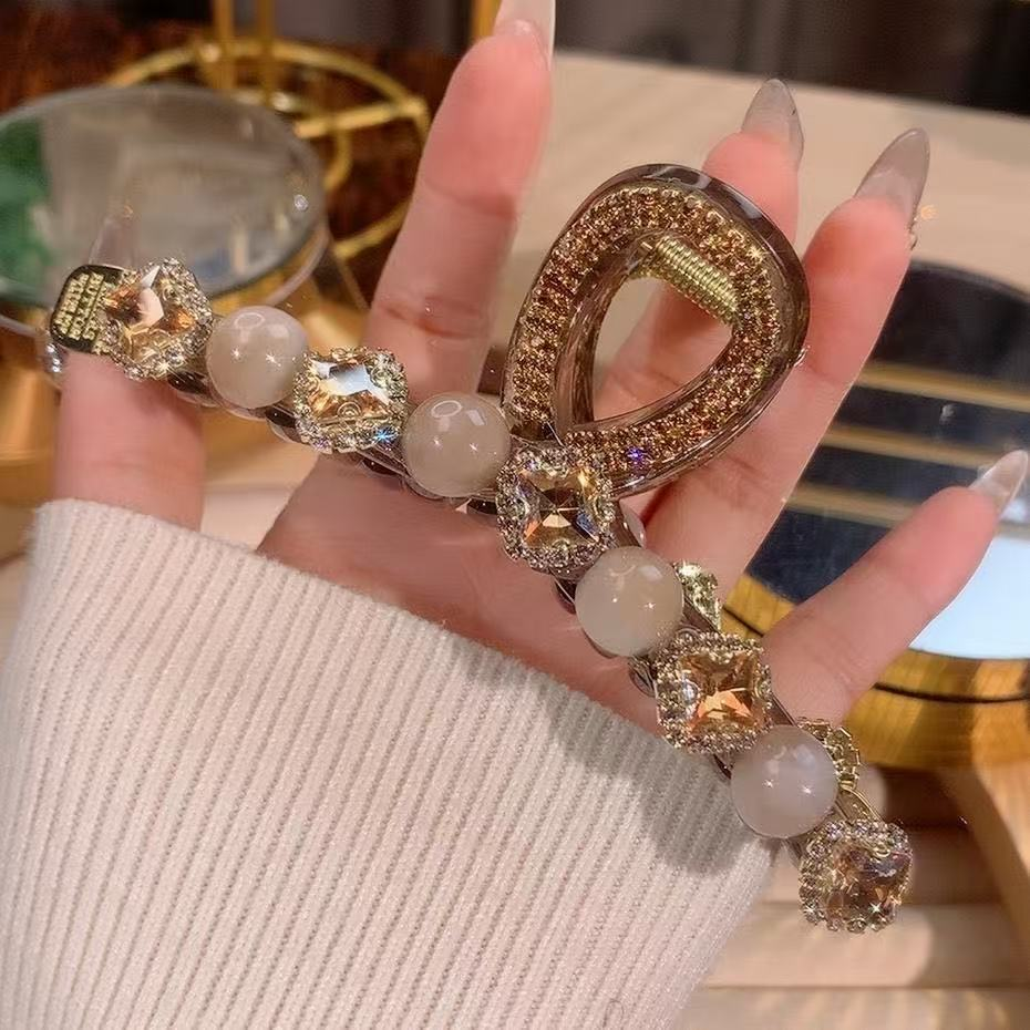 猫眼贝珠小方糖砖女抓夹气质轻奢时尚简约高级重工优雅发饰鲨鱼夹