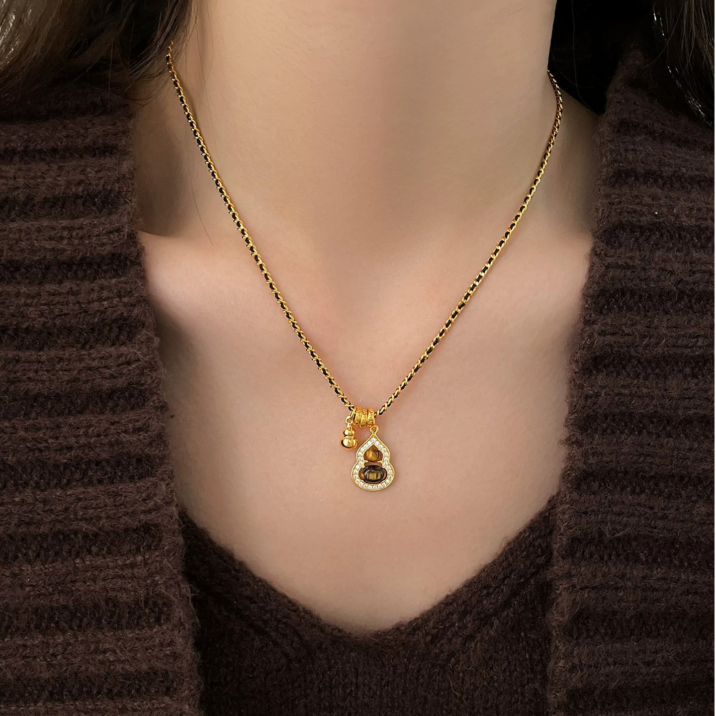 铜合金项链 虎眼石高级感葫芦项链女款秋冬时尚毛衣链气质锁骨链