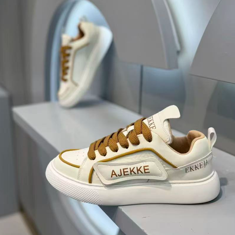 秋季新款男鞋拼接皮面软底小众潮鞋男款休闲板鞋轻便软底轻奢鞋子