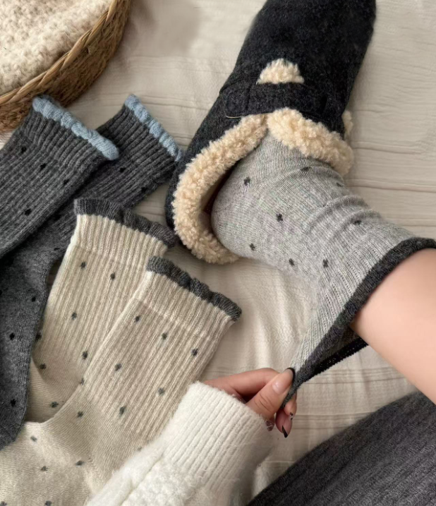 【6双装】波点百搭保暖中筒袜秋冬新款学院风设计感复古潮流SW-B957