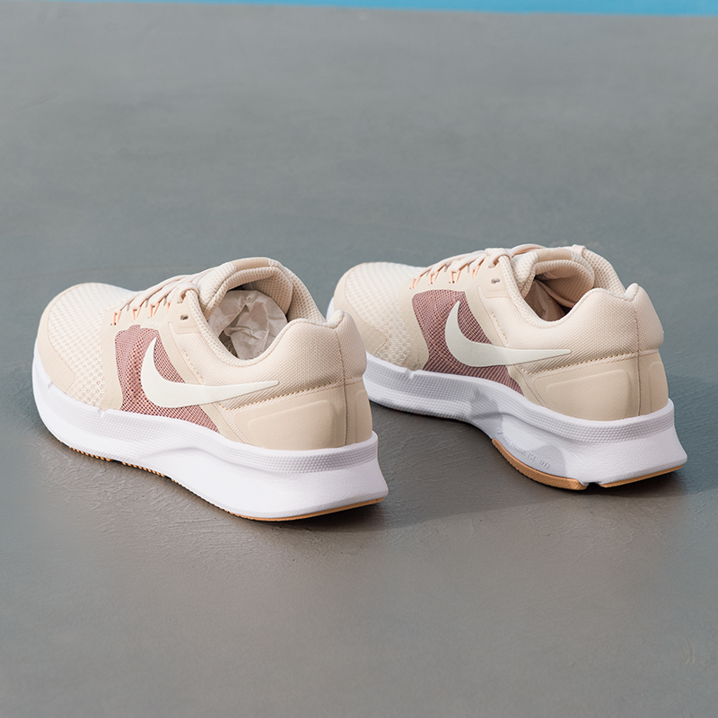 耐克2025流光风RUNSWIFT3女鞋网面透气缓震运动轻便跑步鞋 DR2698