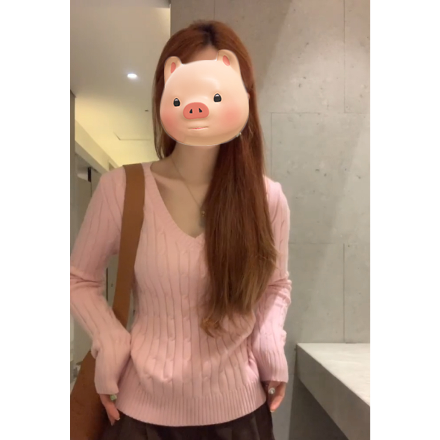 粉色V领长袖针织打底衫女秋冬修身内搭麻花毛衣巨好看的早秋上衣