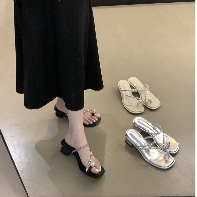 法式珍珠套趾凉拖鞋女鞋子外穿2024新款夏季网红银色水钻高跟凉鞋