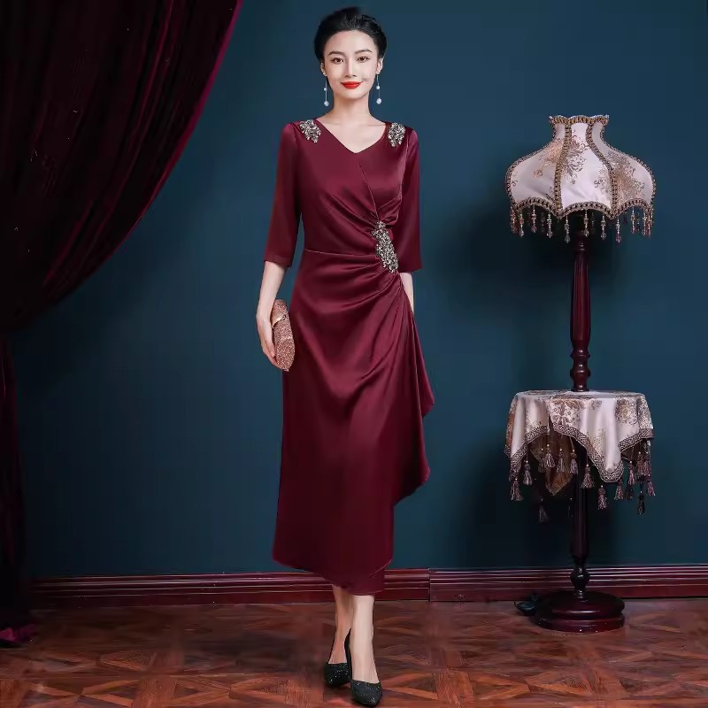 秋季高贵气质喜婆婆婚礼宴会礼服大码修身妈妈年轻长款高端连衣裙