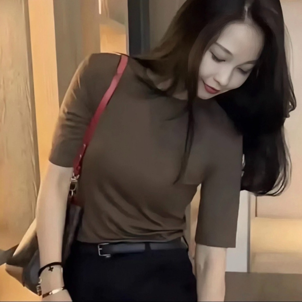 秋季正肩短袖t恤女装直播间衣服打底衫女内搭洋气中袖五分袖上衣