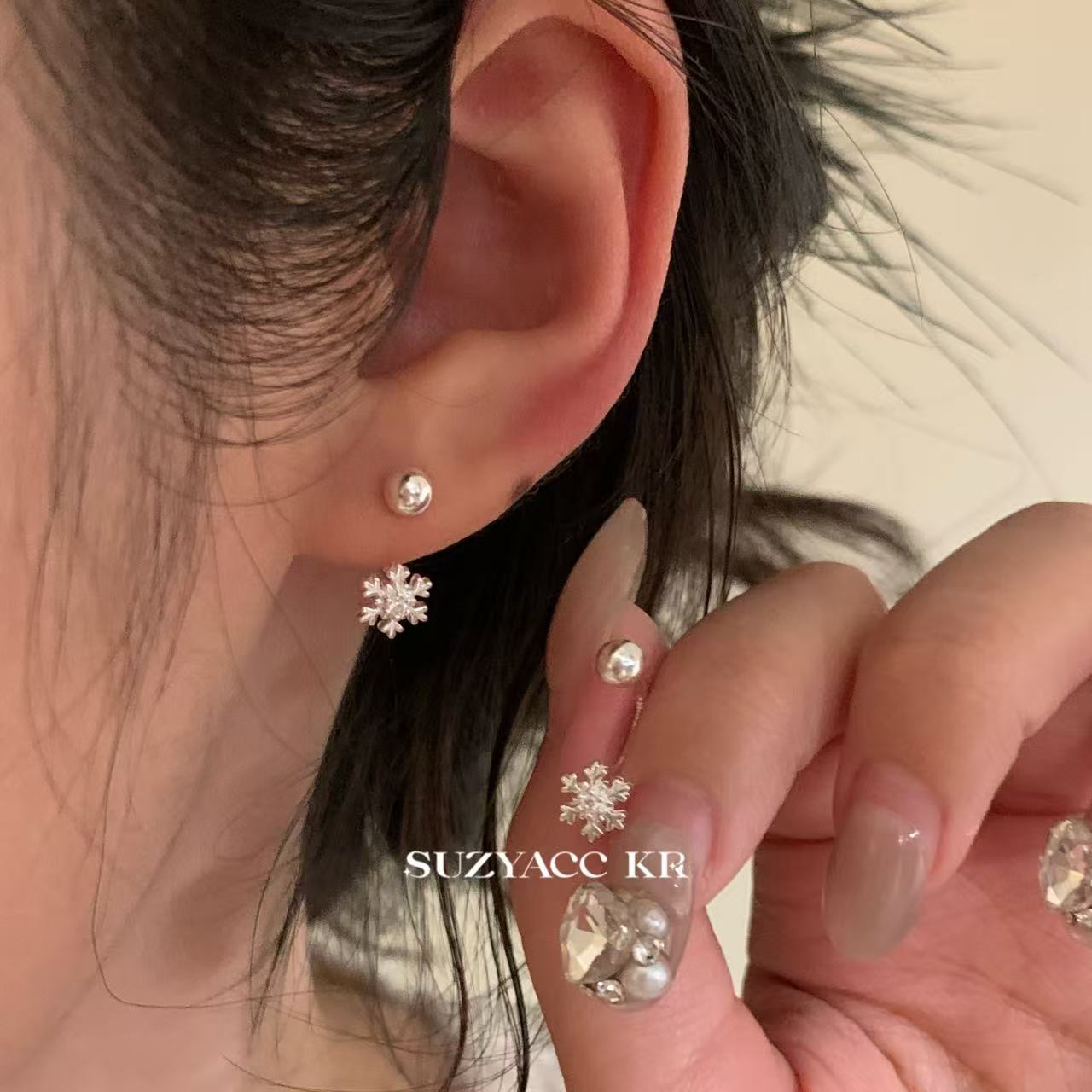 Suzyacc Kr 足银耳饰 足银养耳洞款雪花耳环气质轻奢百搭DE0069C