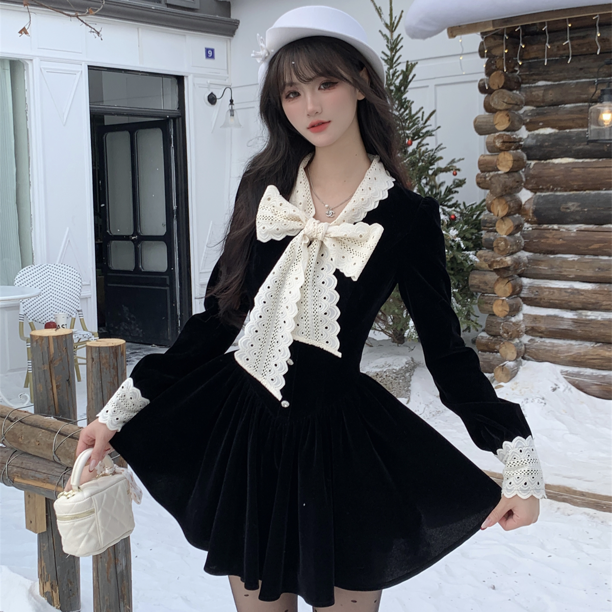 越韩小鱼 松露黑巧 复古法式小香黑色丝绒连衣裙女蕾丝拼接公主裙