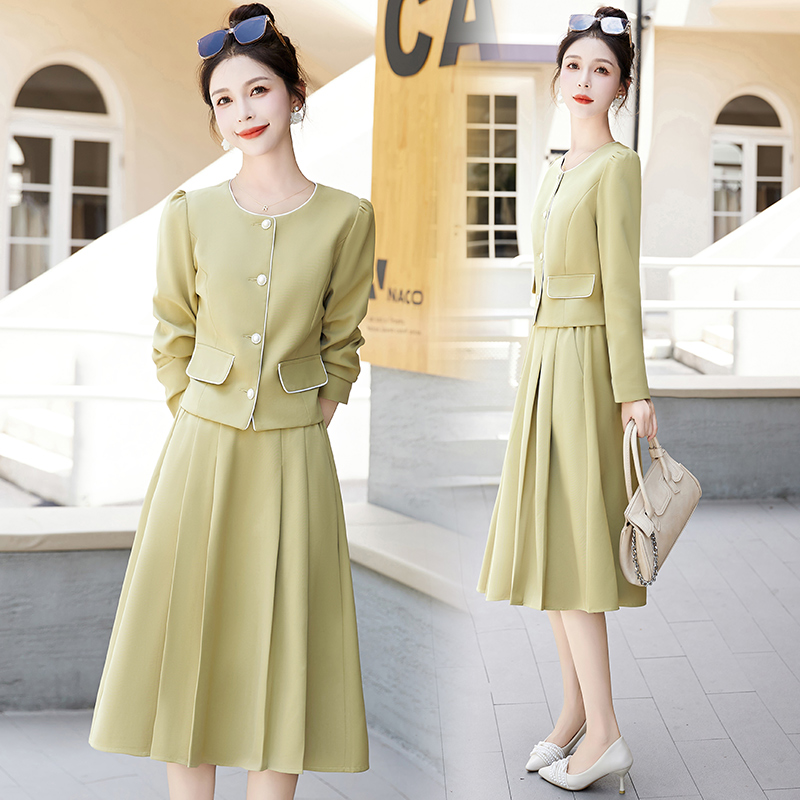 秋季上档次女装小香风洋气名媛气质温柔风上衣半身裙时尚两件套装