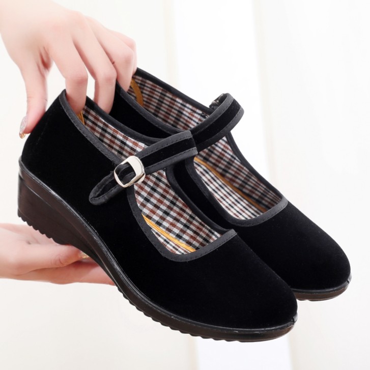 坡跟黑色工作鞋软底低帮舞蹈妈妈鞋中跟透气女士跳舞鞋老北京布鞋