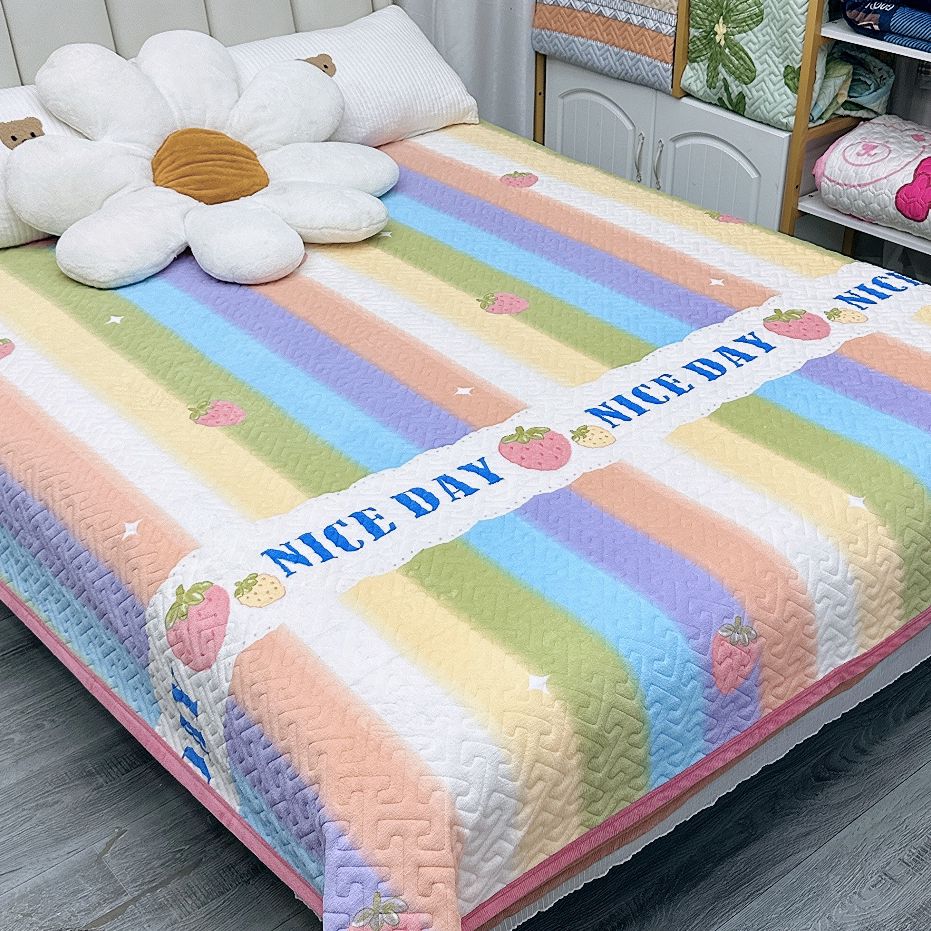 【牛奶绒床盖】牛奶绒床盖亲肤保暖三层褥子绗缝机洗防滑加厚床单