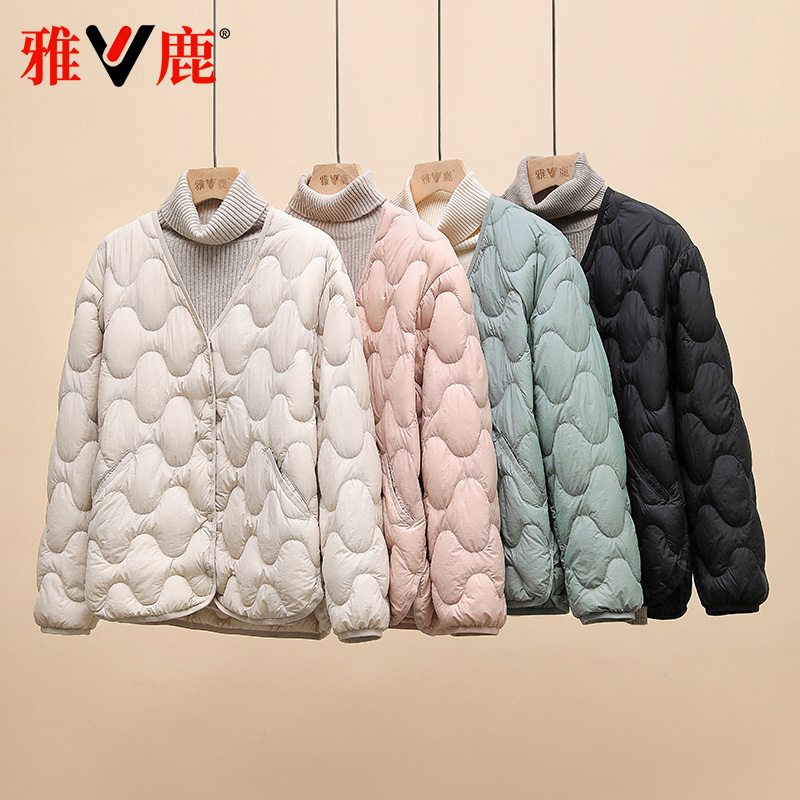 雅鹿2025新款轻薄短款羽绒服女宽松早春气质春季保暖韩版女士外套