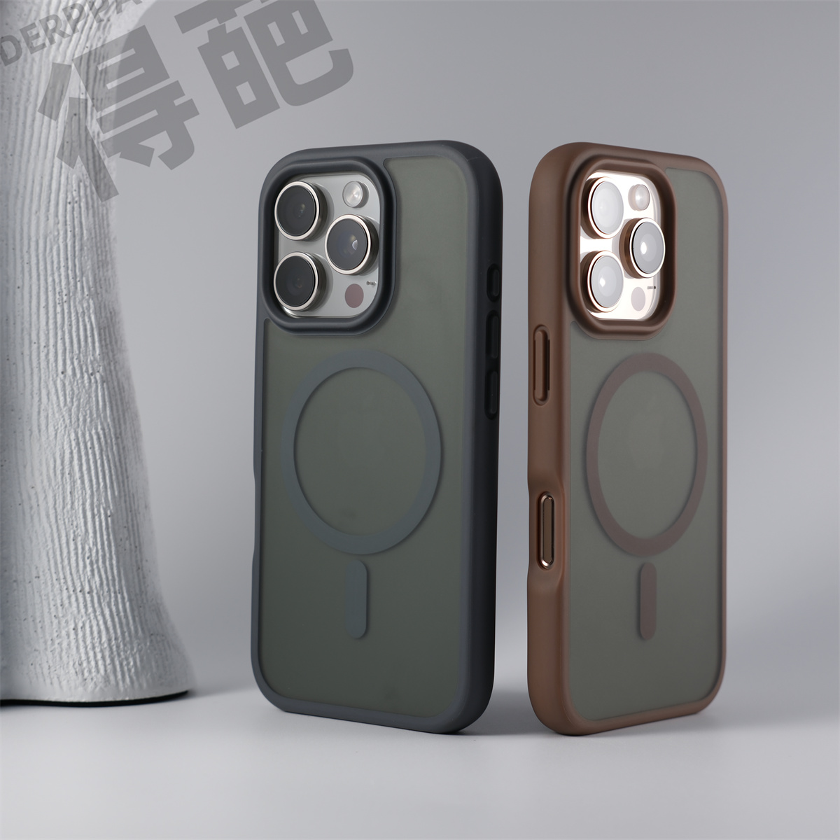 得葩软边防护磨砂半透苹果16promax磁吸手机壳iPhone15防摔14/13