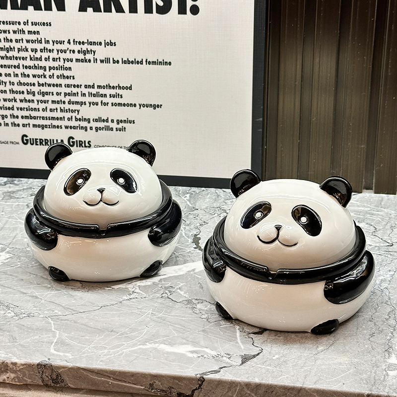 熊猫烟灰缸高级感小众可爱家用客厅办公室陶瓷烟缸防飞灰摆件