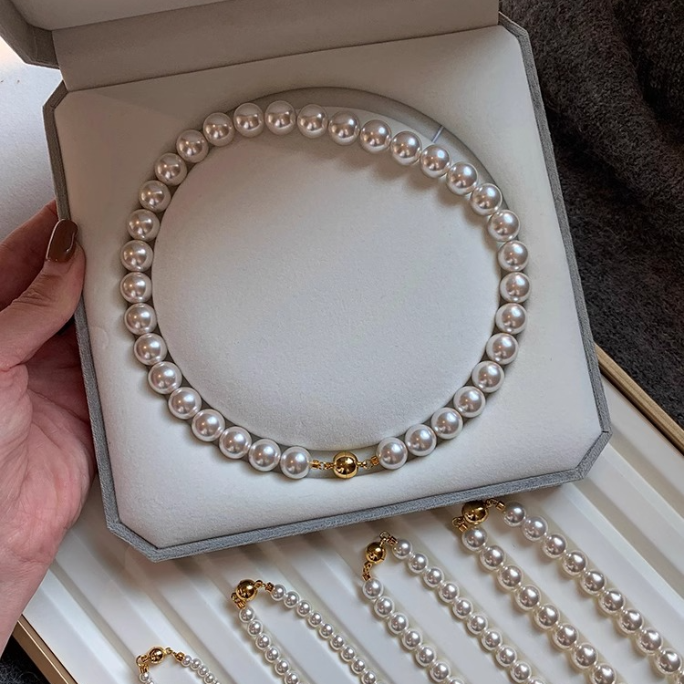 铜仿珍珠项链 白色磁吸扣正圆珠珠项链女叠戴毛衣链轻奢气质颈链