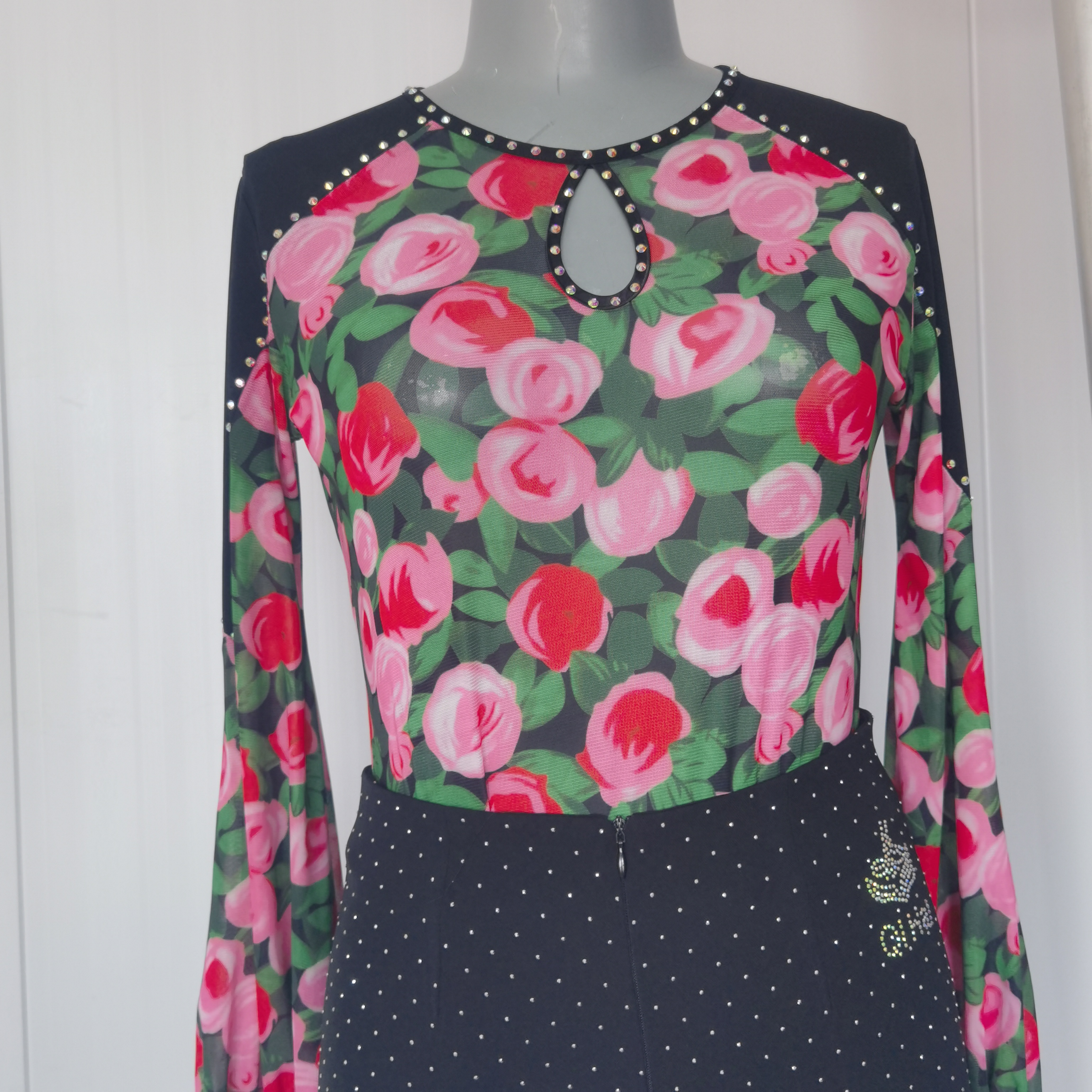 广场舞服,, 带刺的玫瑰