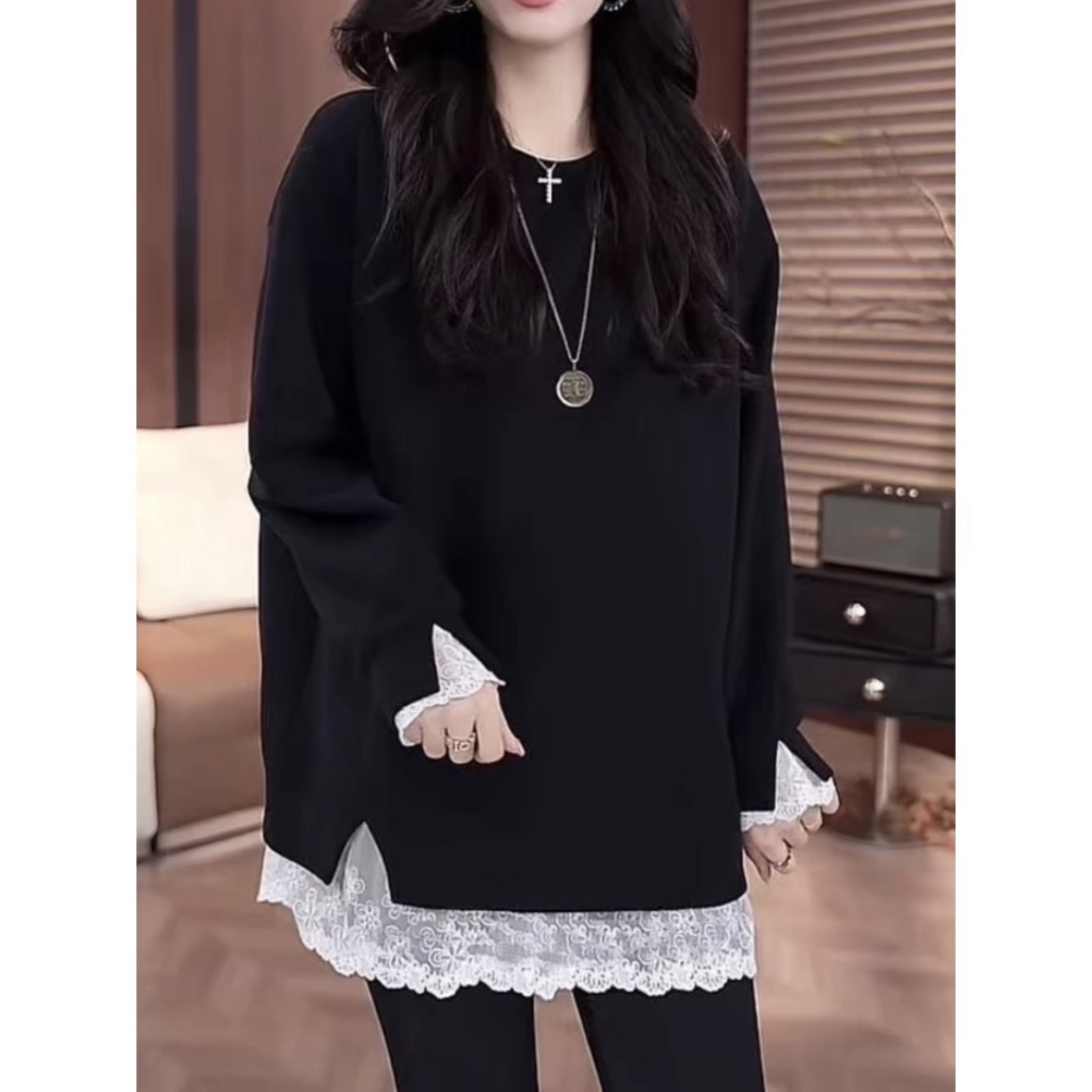 2024新款假两件拼接圆领卫衣女设计感时尚百搭宽松显瘦别致上衣